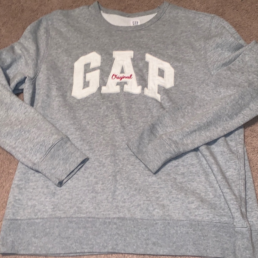 Gap sweatshirt